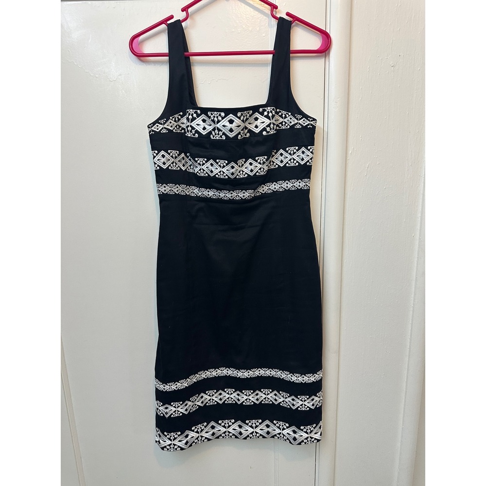 White House Black Market Black White Embroidered Sheath Dress 2 4501009161